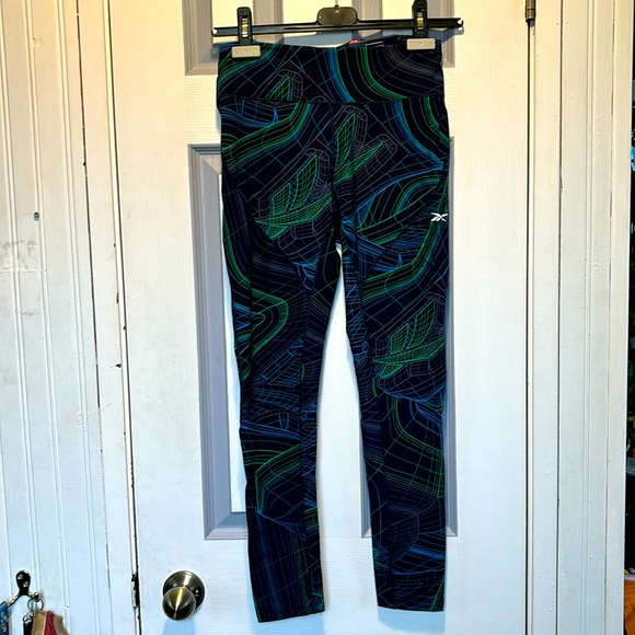 2/$30 Reebok Tights, Leggings, Yoga, Lux Performance Tight, Speedwick - Picture 7 of 16